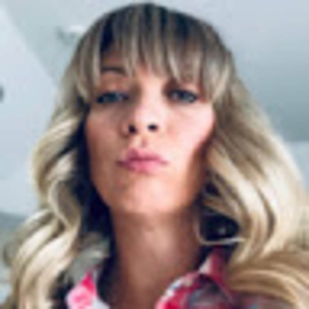 Meet your Posher, Irina